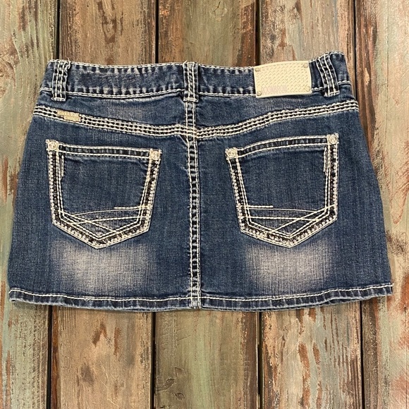 Rock & Roll Cowgirl 30 (11) Denim Mini Skirt Embellished Logo Stretch Low Rise - Picture 3 of 13